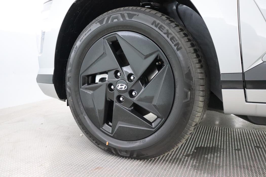 HYUNDAI KONA ELECTRIC 2025