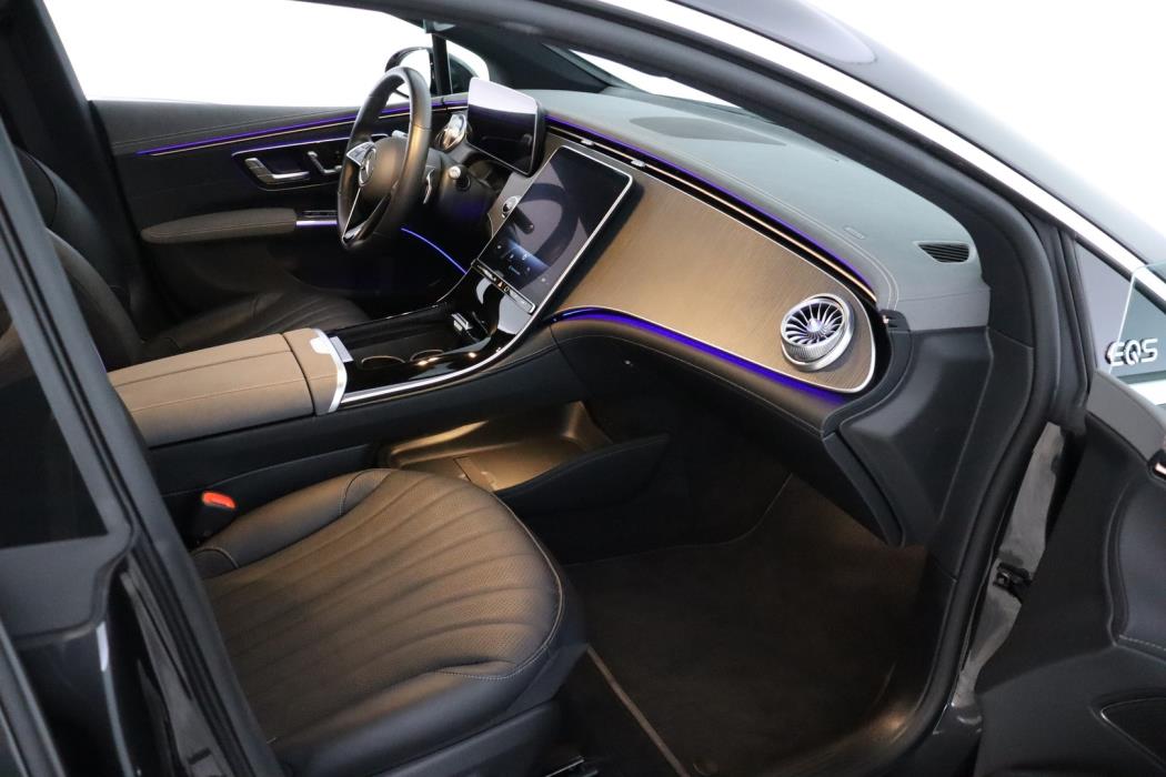 MERCEDES-BENZ EQS 2022