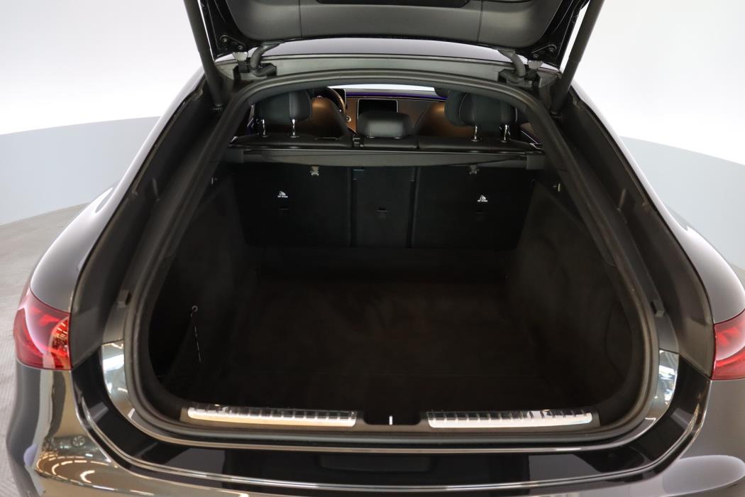 MERCEDES-BENZ EQS 2022