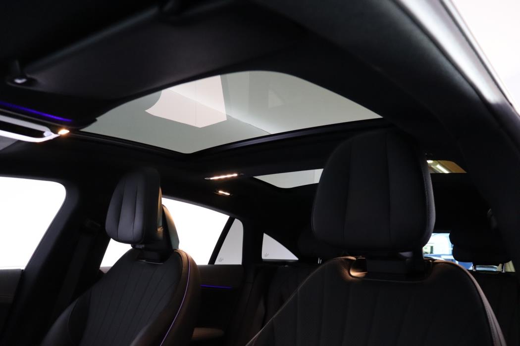 MERCEDES-BENZ EQS 2022