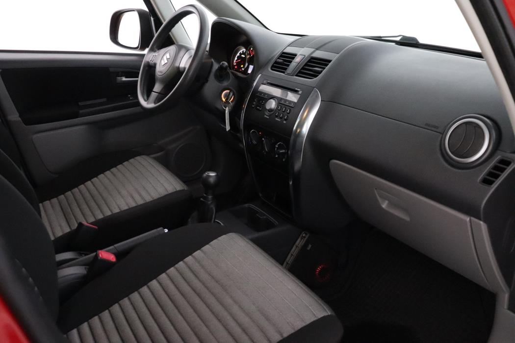 SUZUKI SX4 2013