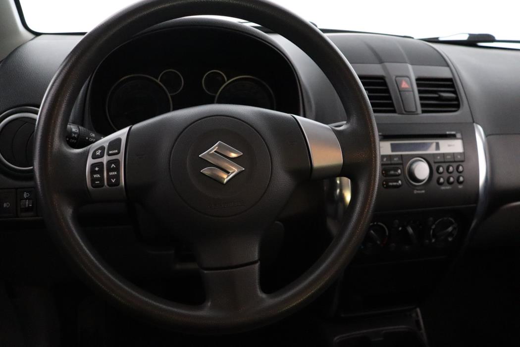 SUZUKI SX4 2013