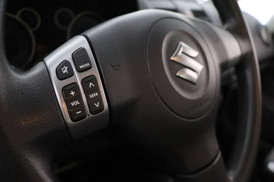 SUZUKI SX4 2013