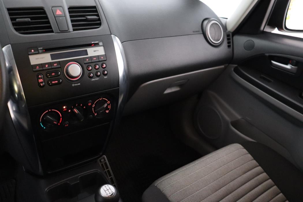 SUZUKI SX4 2013