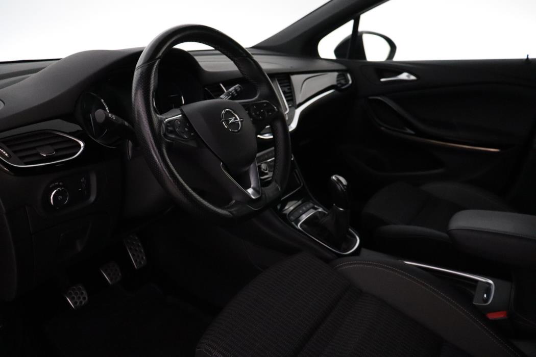 OPEL Astra 2021