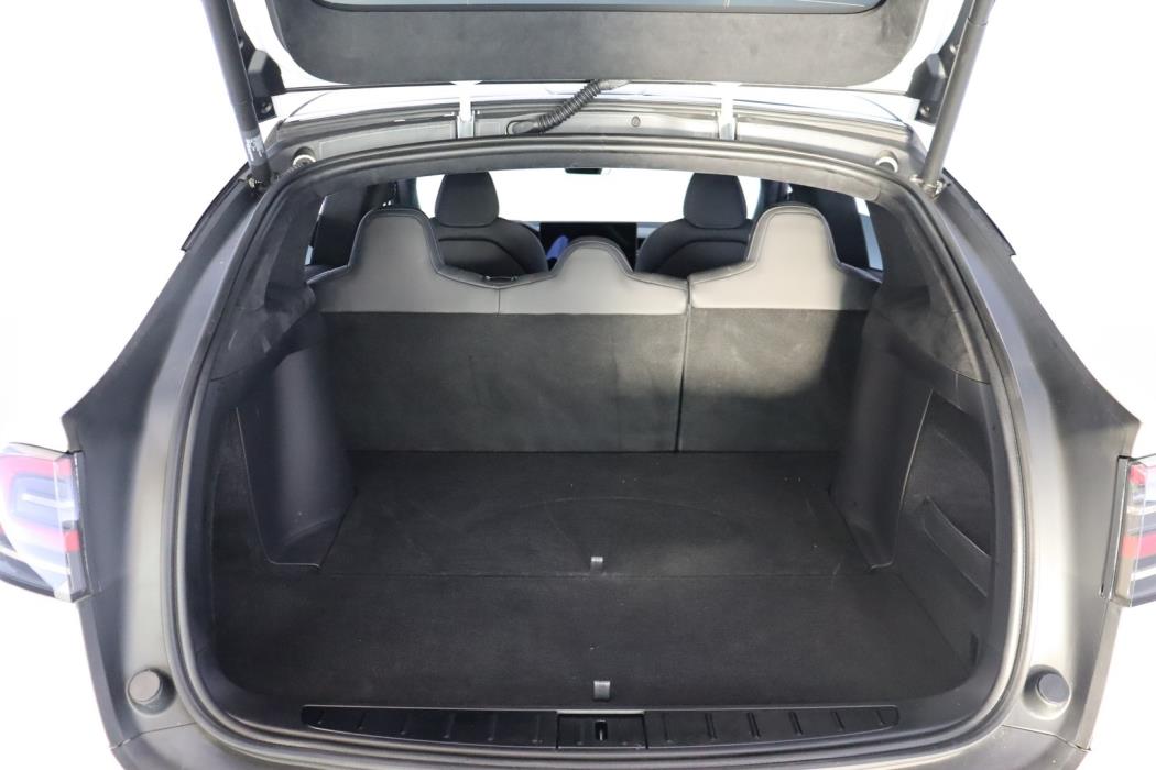 TESLA Model X 2023