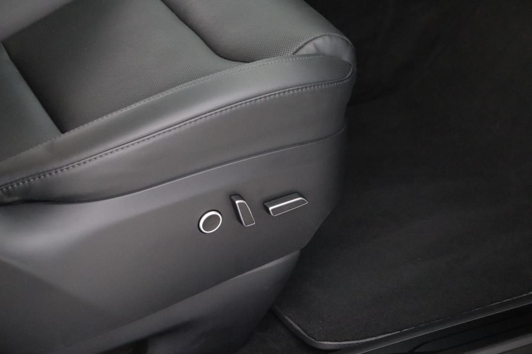 TESLA Model X 2023