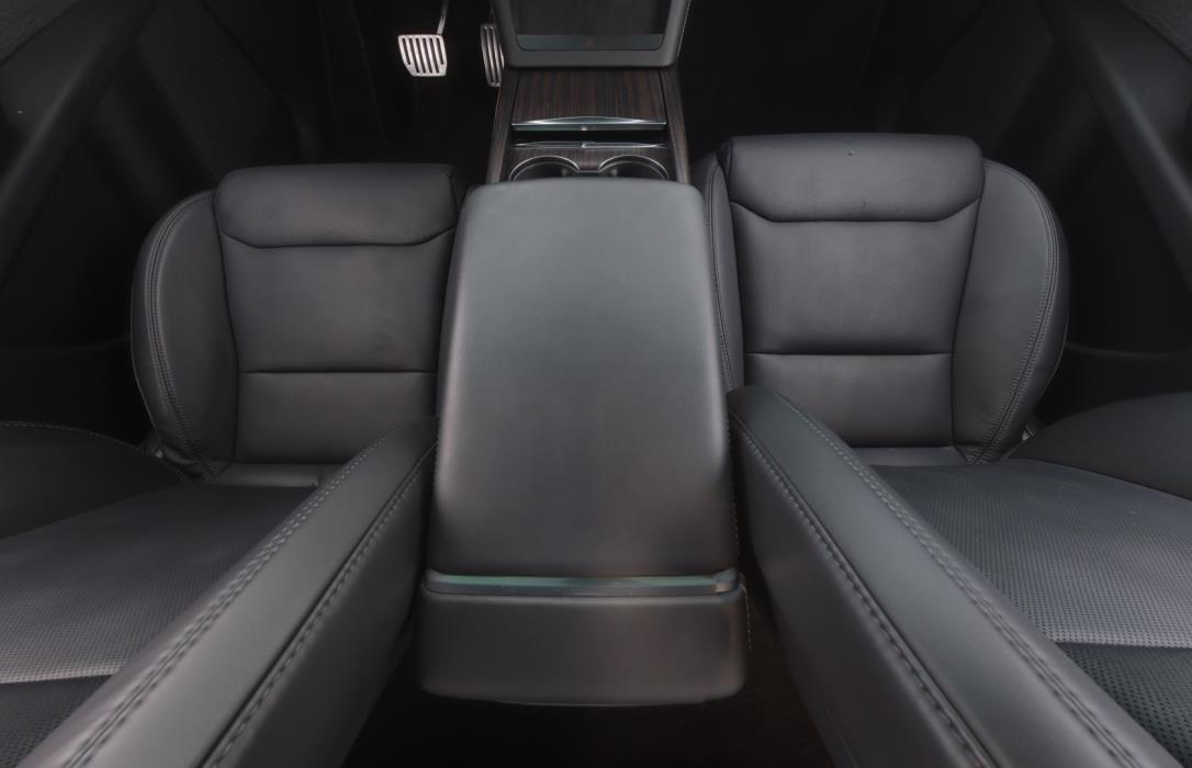 TESLA Model X 2023