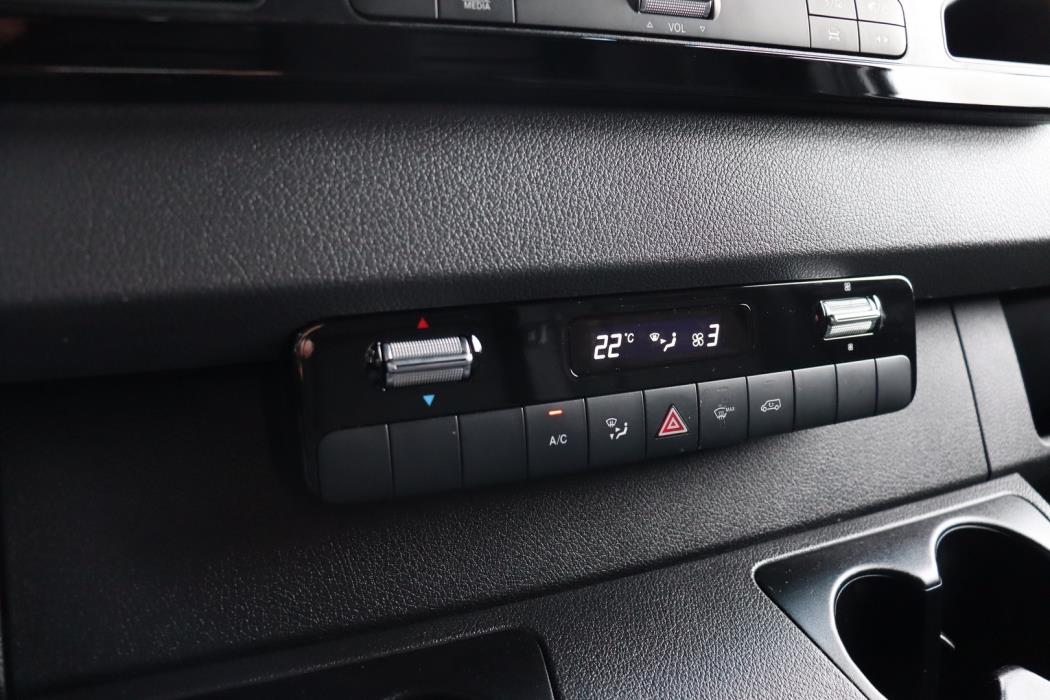 MERCEDES-BENZ Sprinter 2024