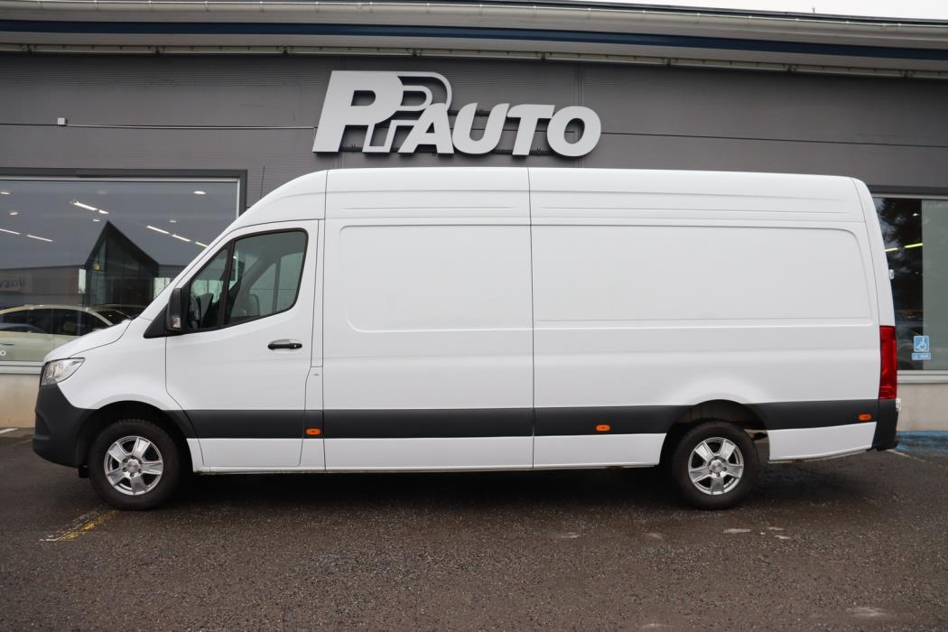 MERCEDES-BENZ Sprinter 2024