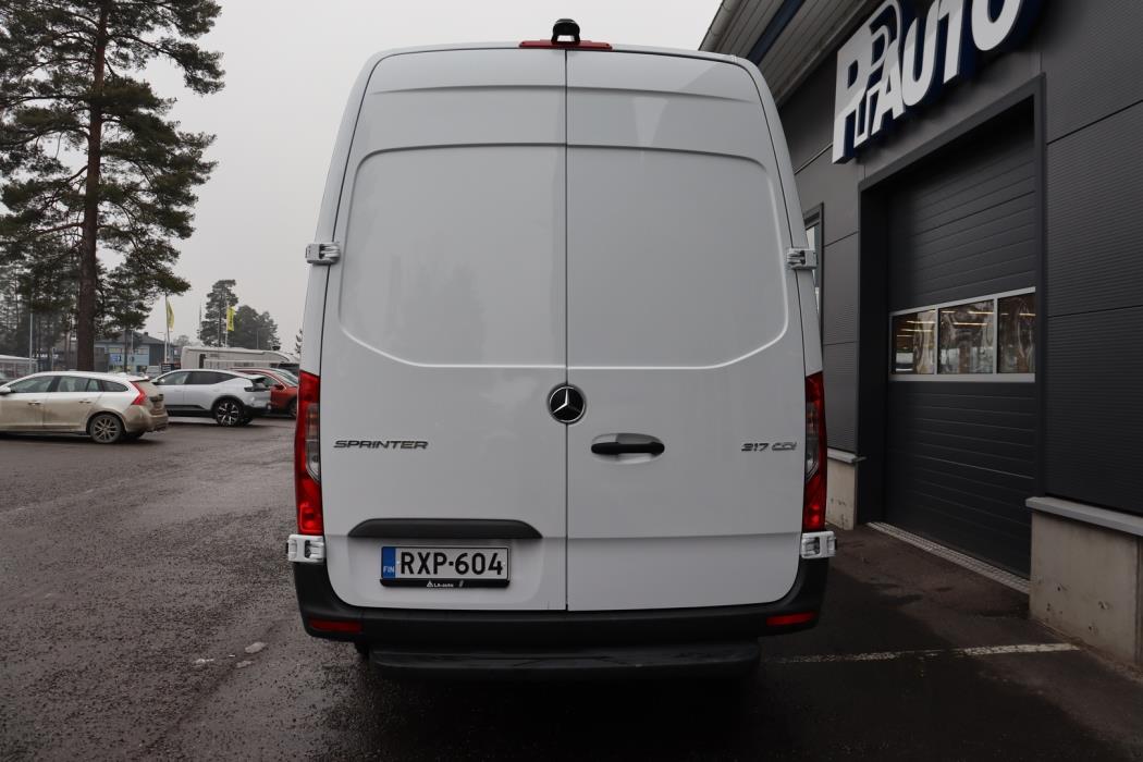 MERCEDES-BENZ Sprinter 2024