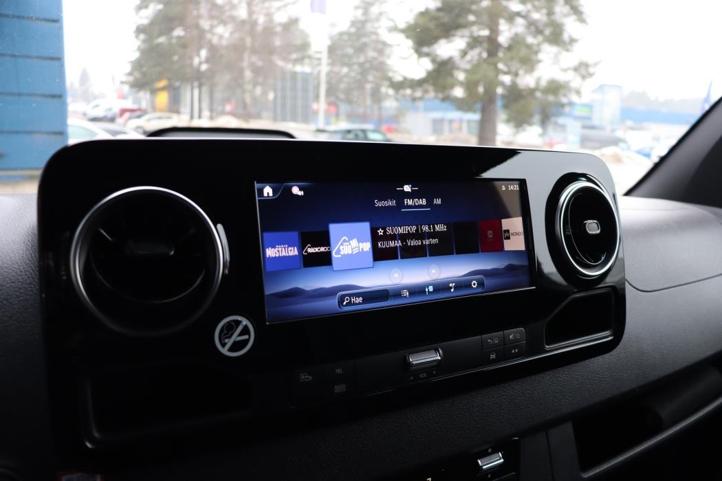 MERCEDES-BENZ Sprinter 2024