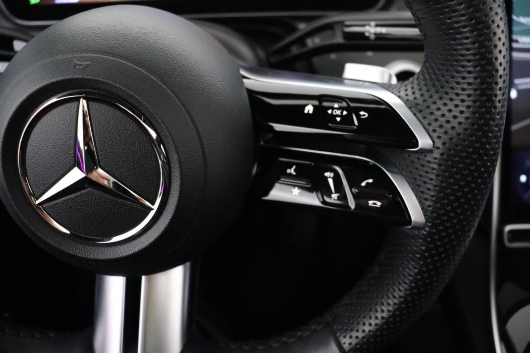 MERCEDES-BENZ EQE SUV 2023