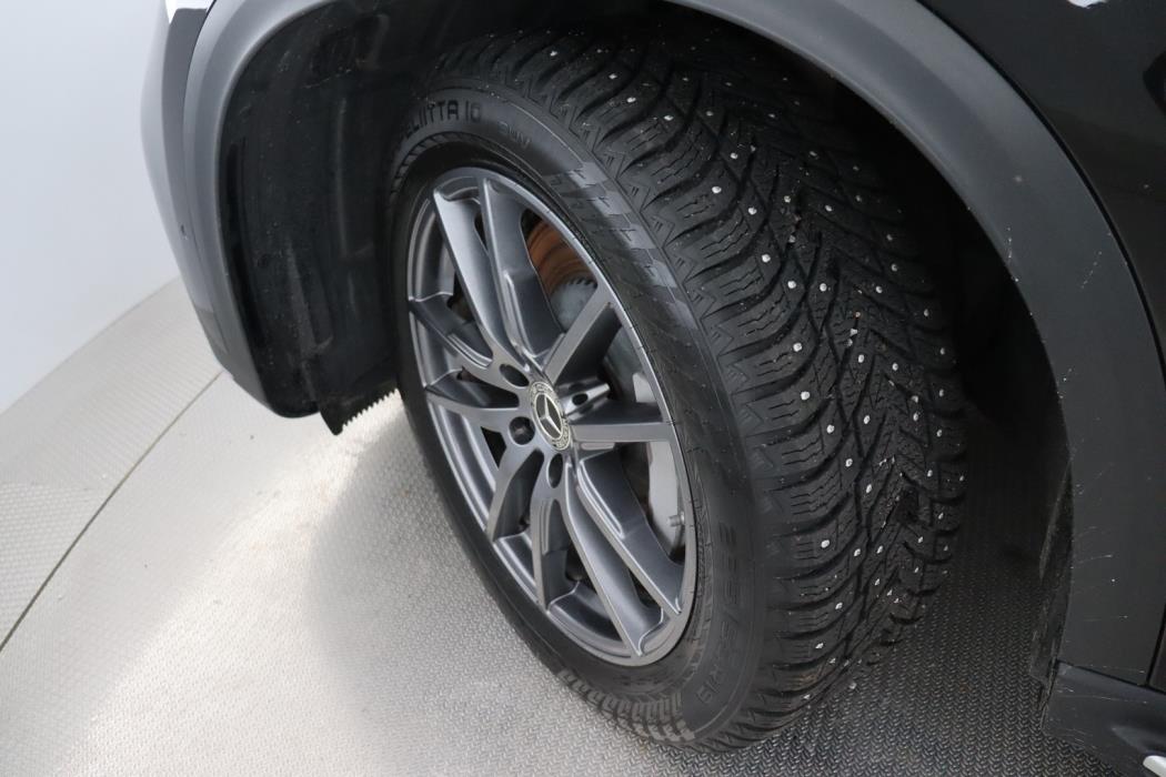 MERCEDES-BENZ EQE SUV 2023