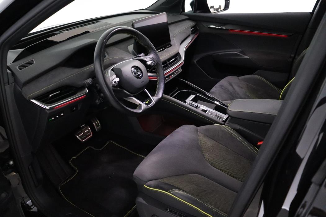 SKODA Enyaq 2024