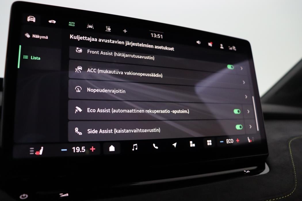 SKODA Enyaq 2024