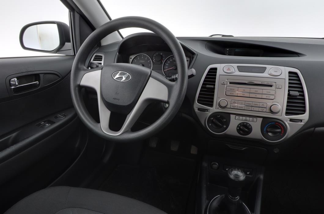 HYUNDAI i20 2012