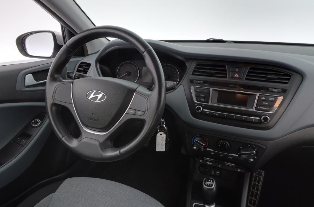 HYUNDAI i20 5d 2016