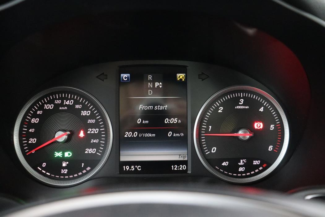 MERCEDES-BENZ GLC 2016