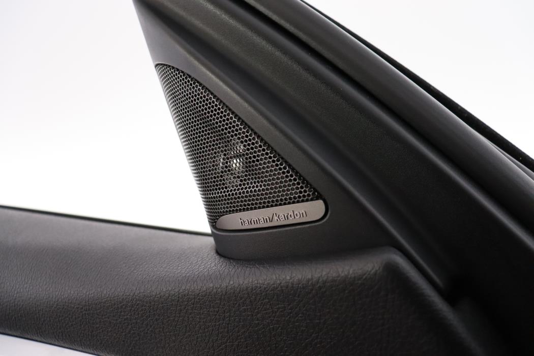 BMW 330 2017
