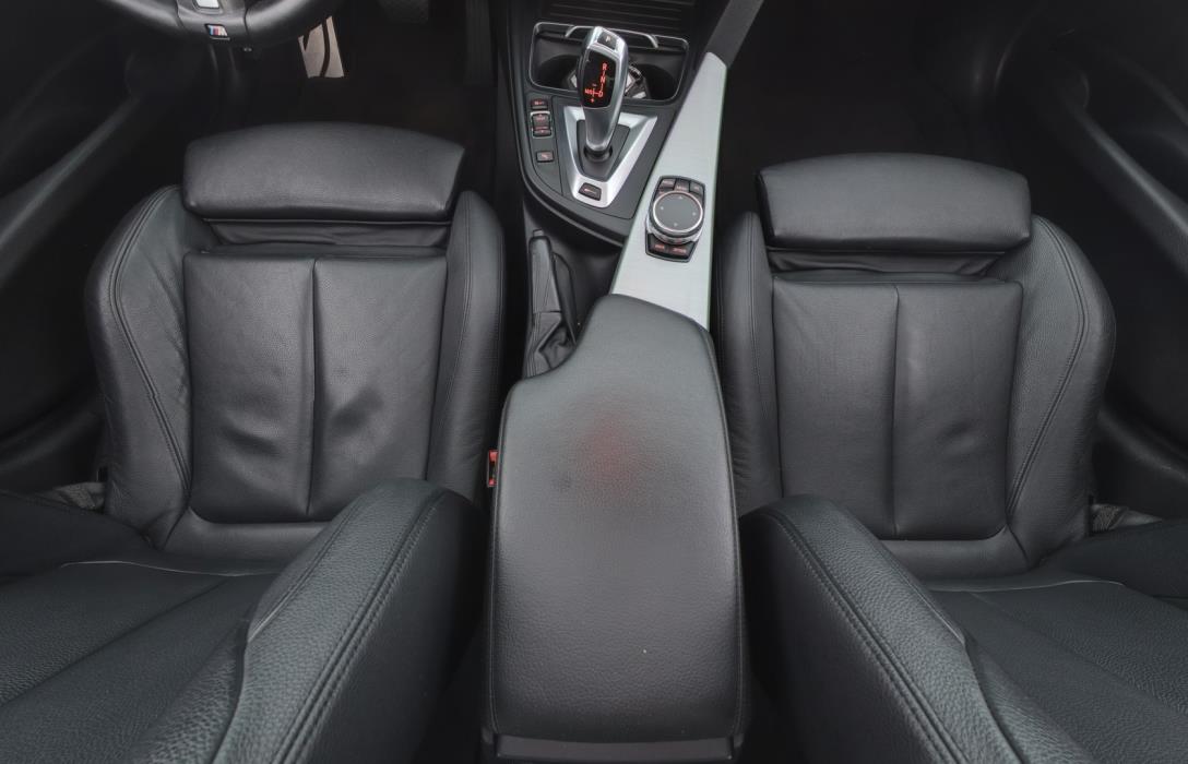 BMW 330 2017