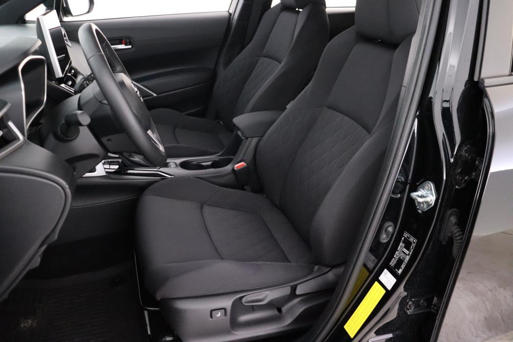 TOYOTA Corolla Cross 2024