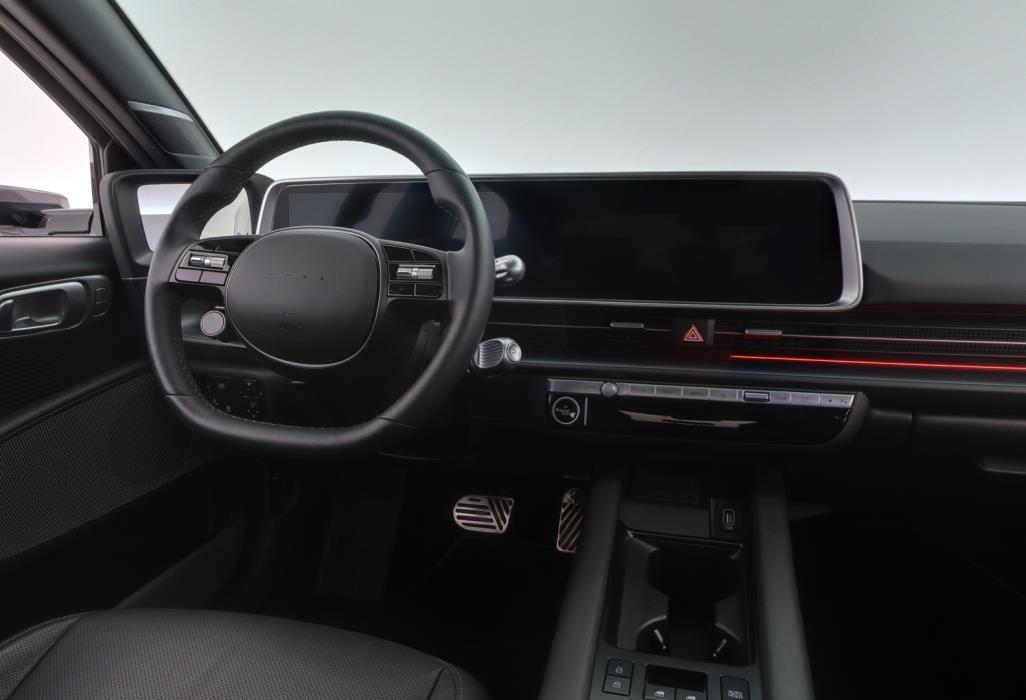 HYUNDAI IONIQ 6 2025