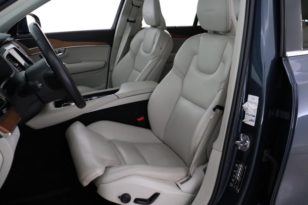VOLVO XC90 2019