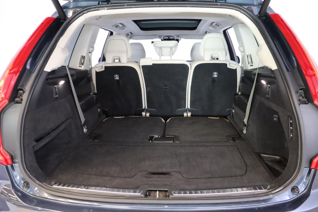 VOLVO XC90 2019