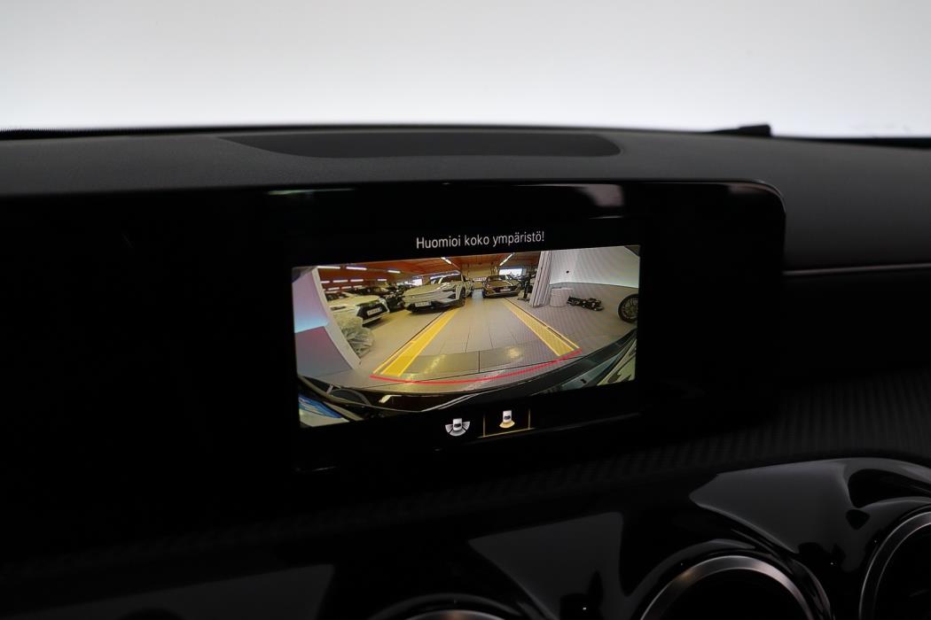 MERCEDES-BENZ A 2019