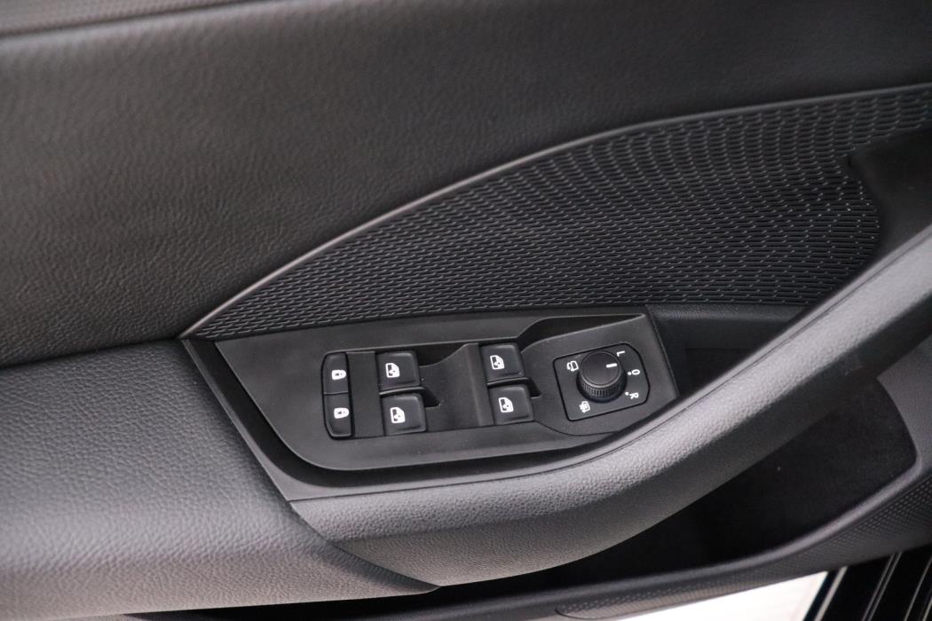 SKODA Octavia 2025