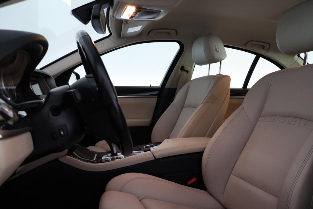 BMW 530 2015