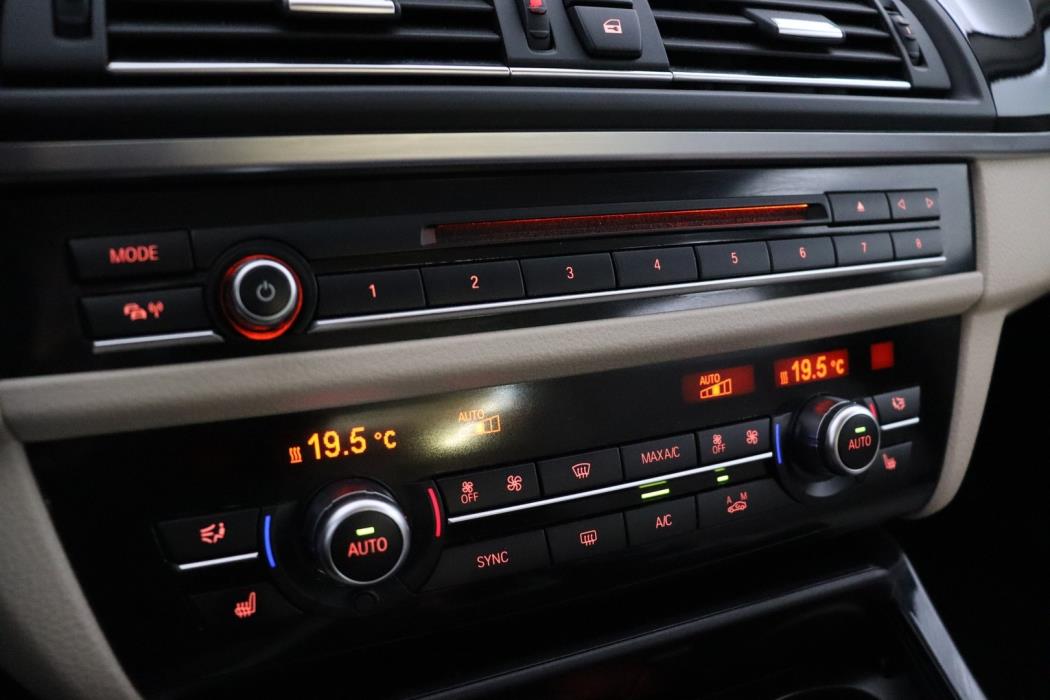 BMW 530 2015