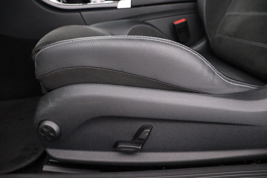 MERCEDES-BENZ C 2020