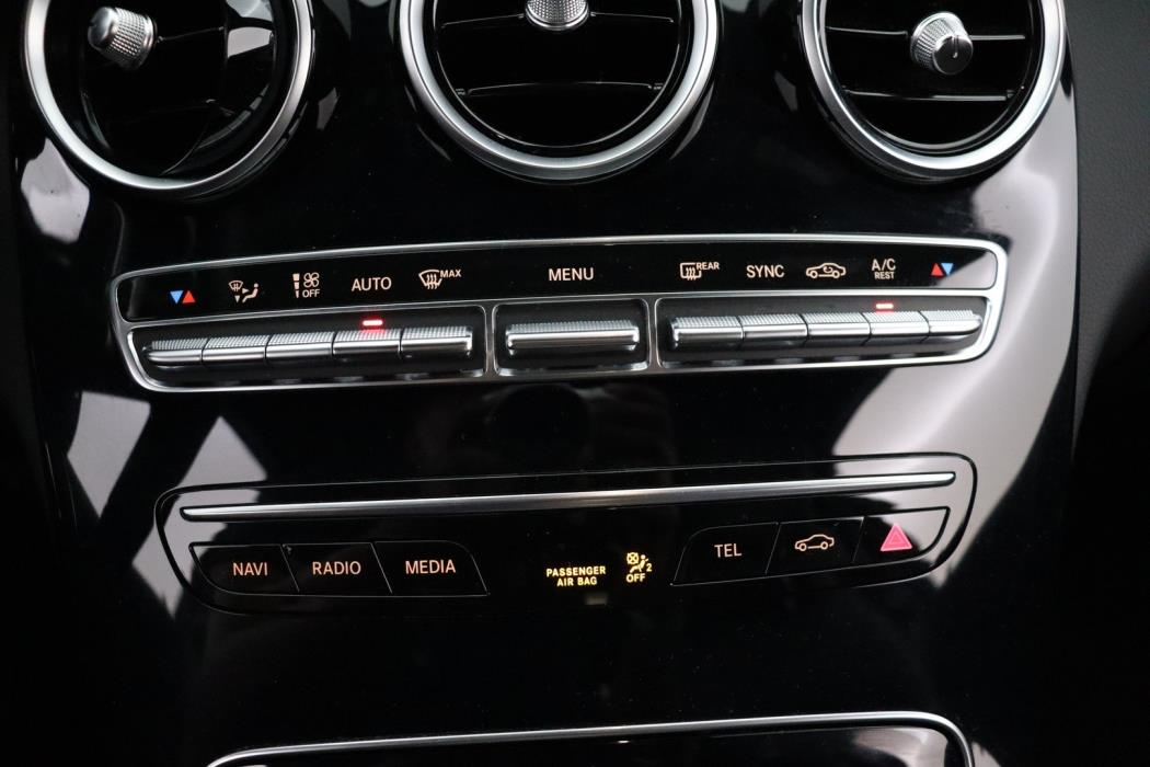 MERCEDES-BENZ C 2020