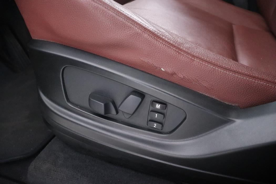 BMW X6 2011