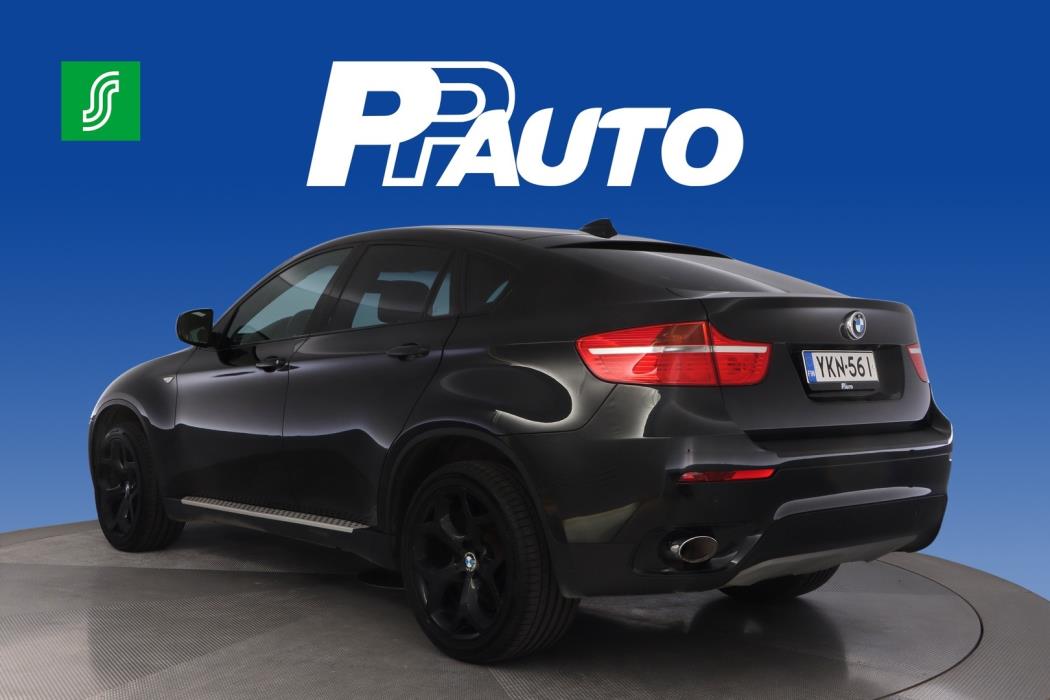 BMW X6 2011