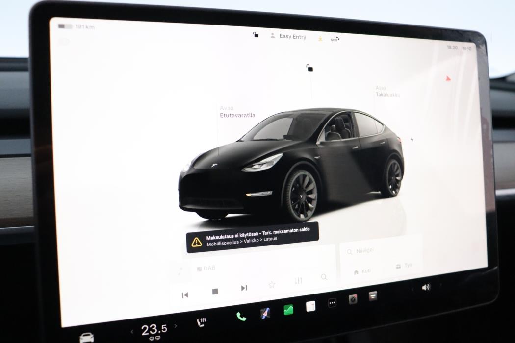 TESLA Model Y 2023