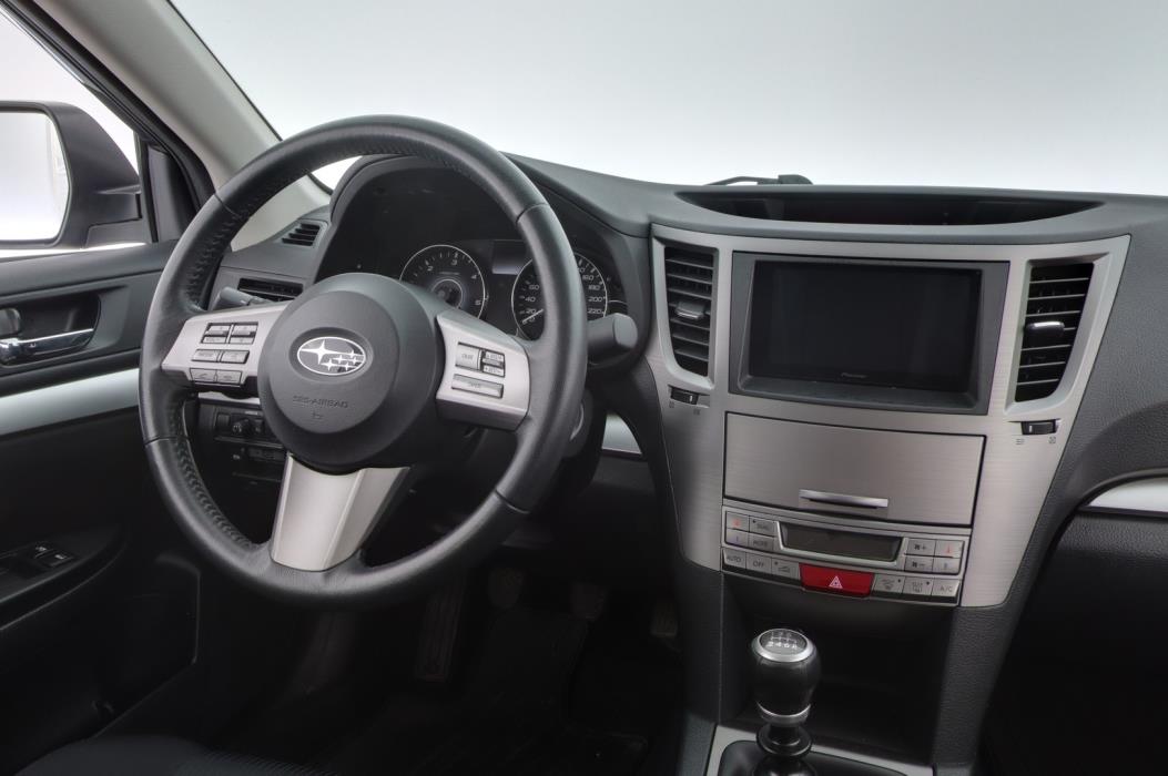 SUBARU Legacy 2010