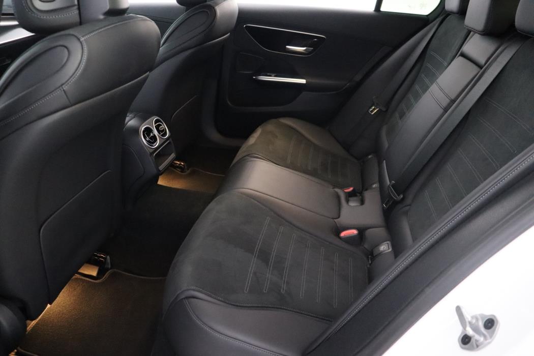MERCEDES-BENZ C 2021