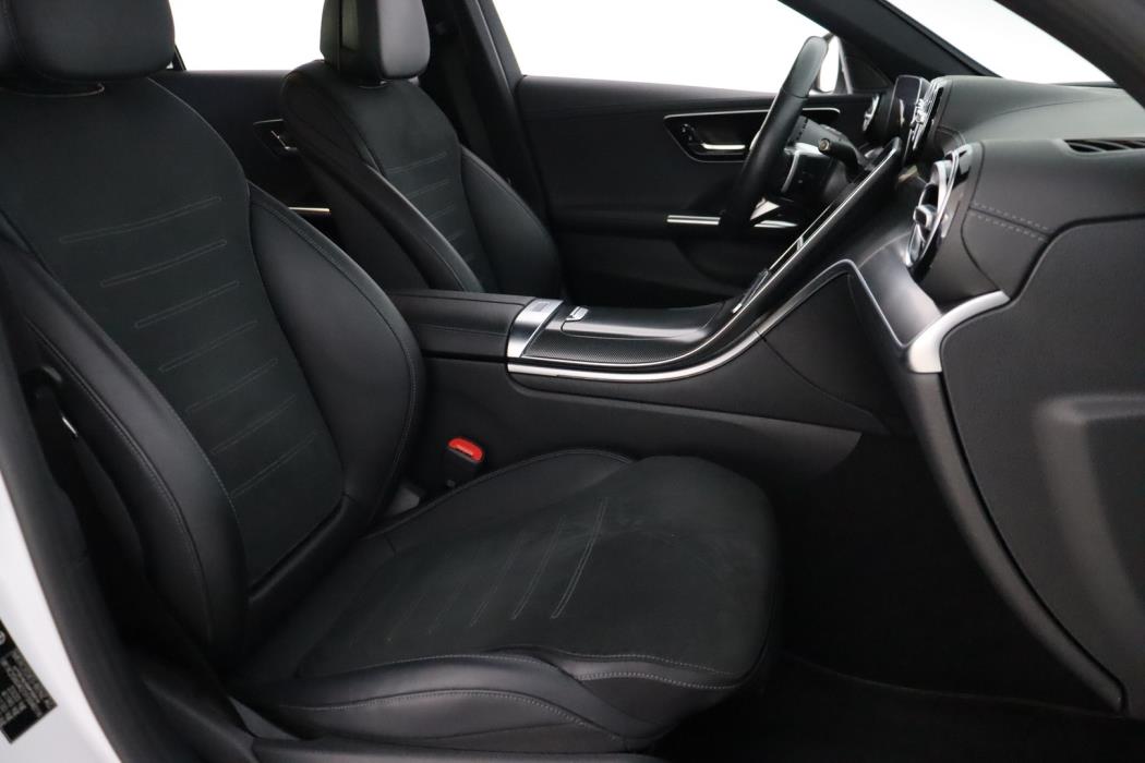 MERCEDES-BENZ C 2021