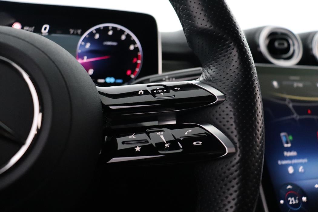 MERCEDES-BENZ C 2021