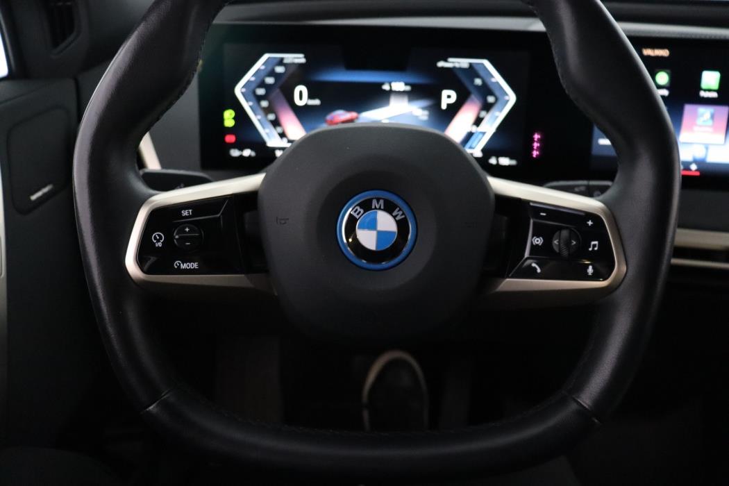 BMW iX 2023