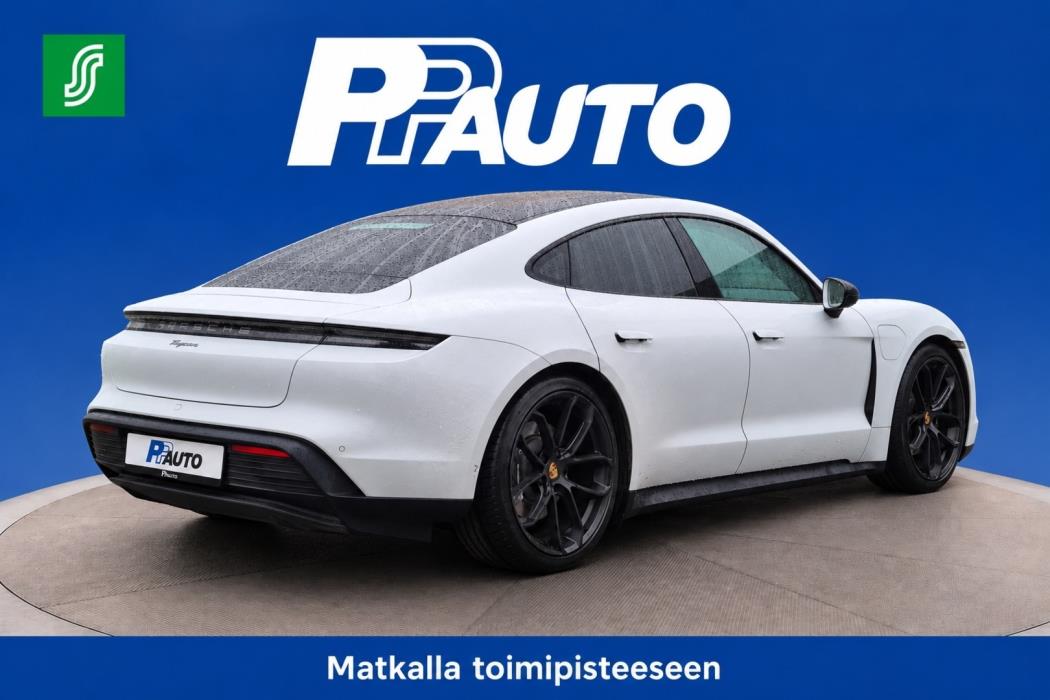 PORSCHE Taycan 2022