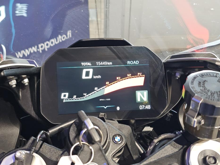 BMW S 2019