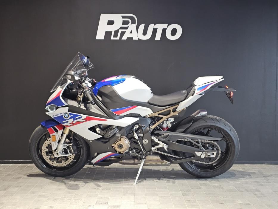 BMW S 2019