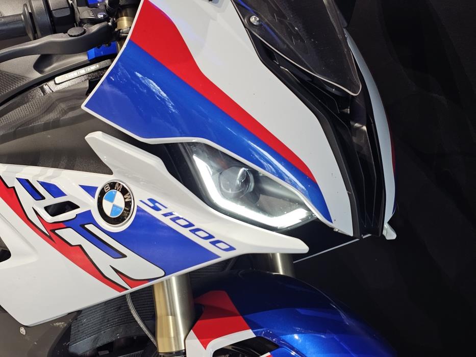 BMW S 2019