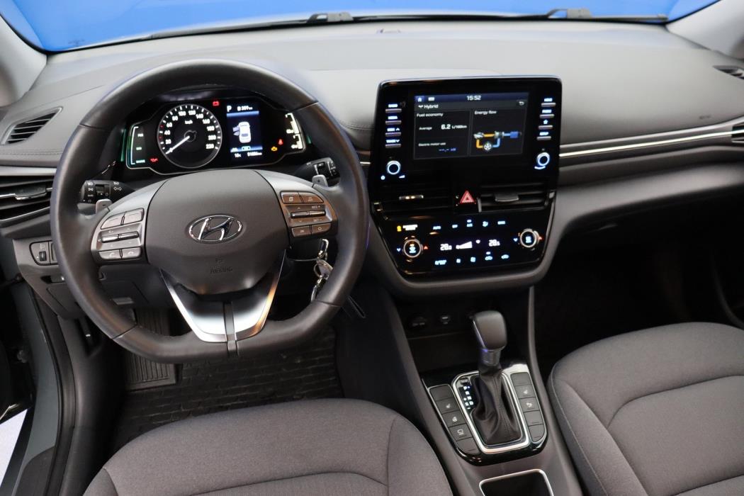 HYUNDAI IONIQ HYBRID 2021