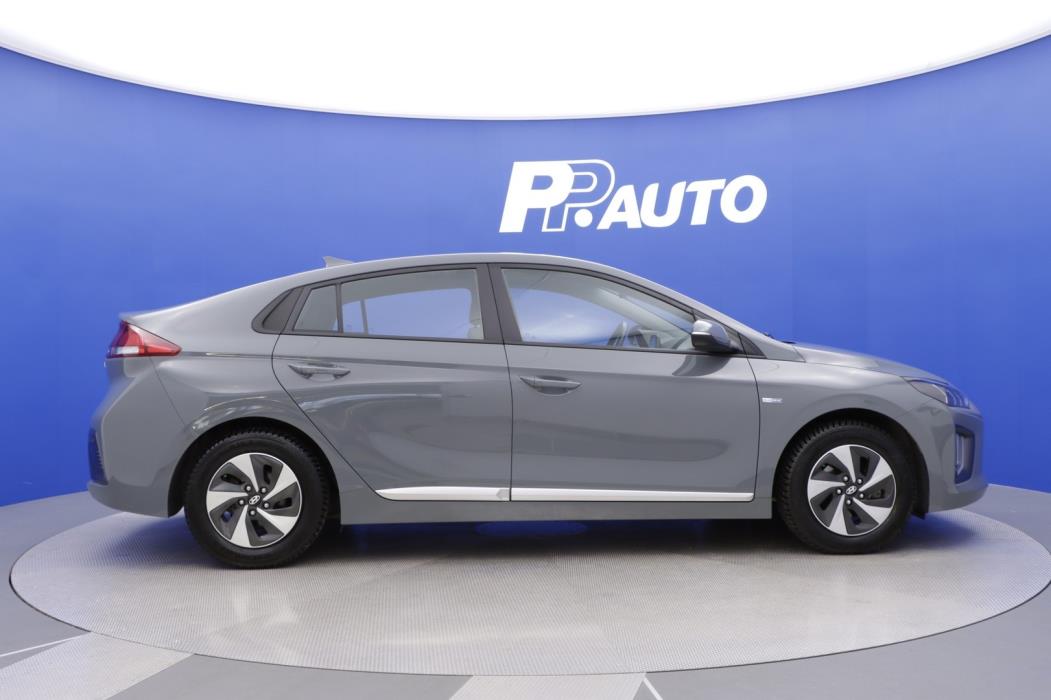 HYUNDAI IONIQ HYBRID 2021
