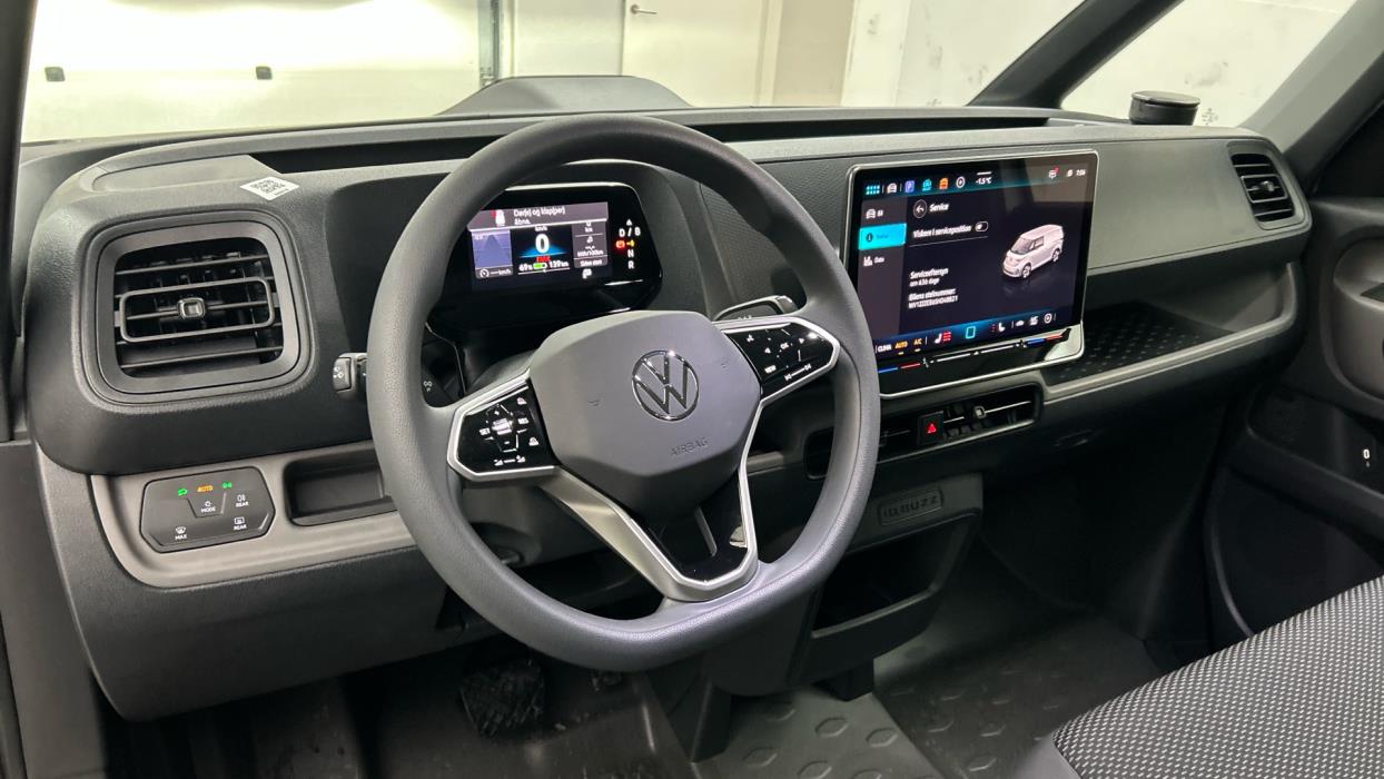 VOLKSWAGEN ID. Buzz Cargo 2025